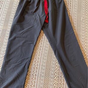 Figs Women’s Charcoal High Wasted Livingston Scrub Pant with Red Accent- Small